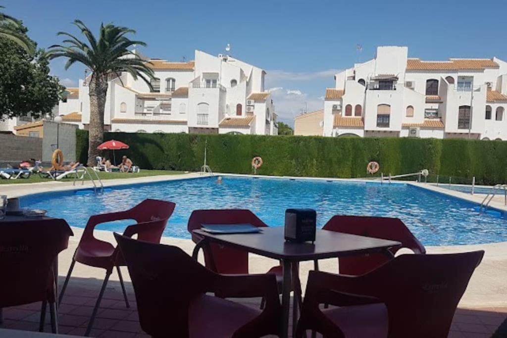 Alex Bungalow Apartment Torrevieja Exterior foto