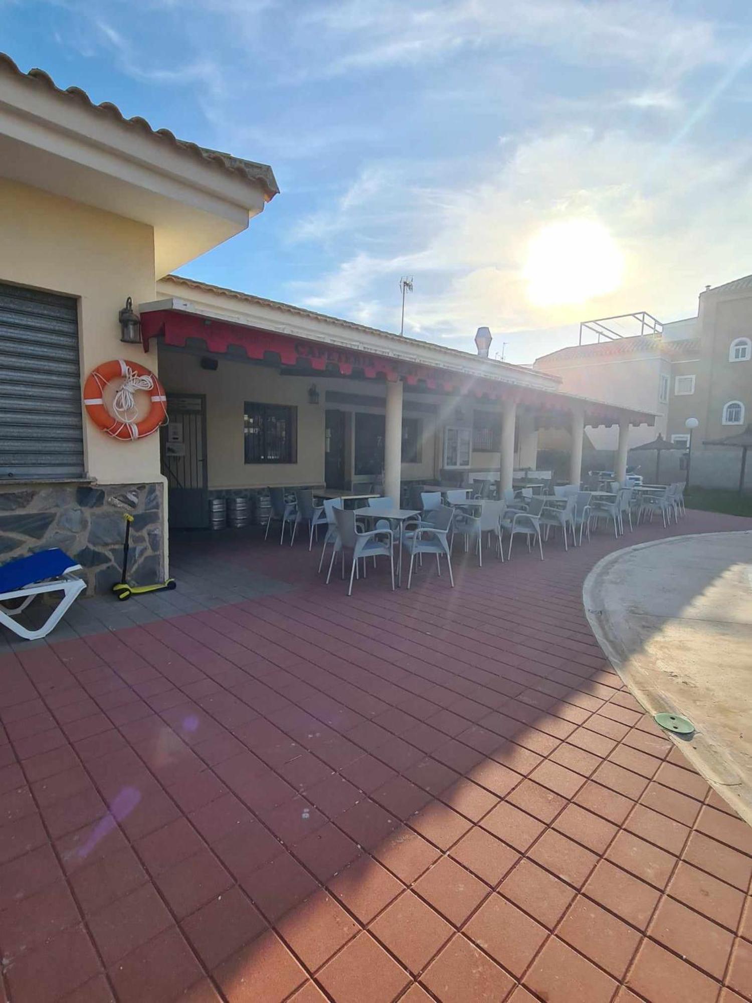 Alex Bungalow Apartment Torrevieja Exterior foto